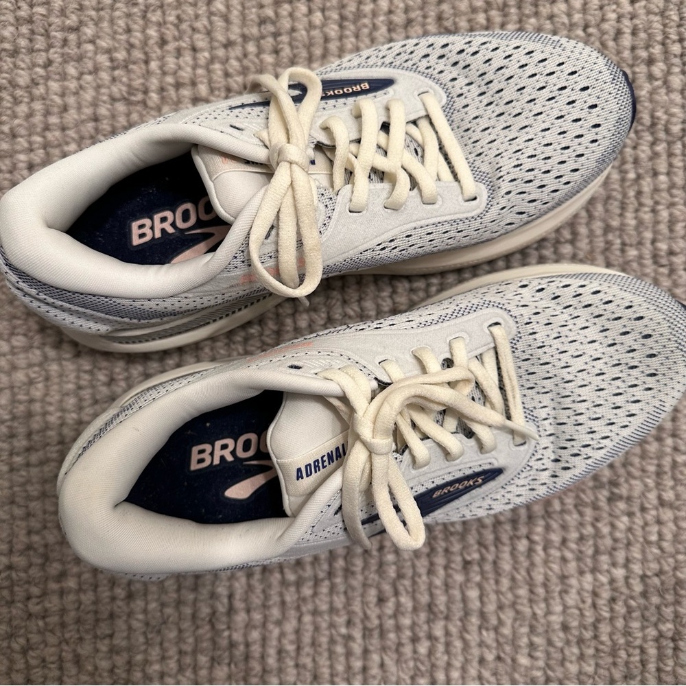 Brooks Adrenaline Mesh Sneakers in White and Navy